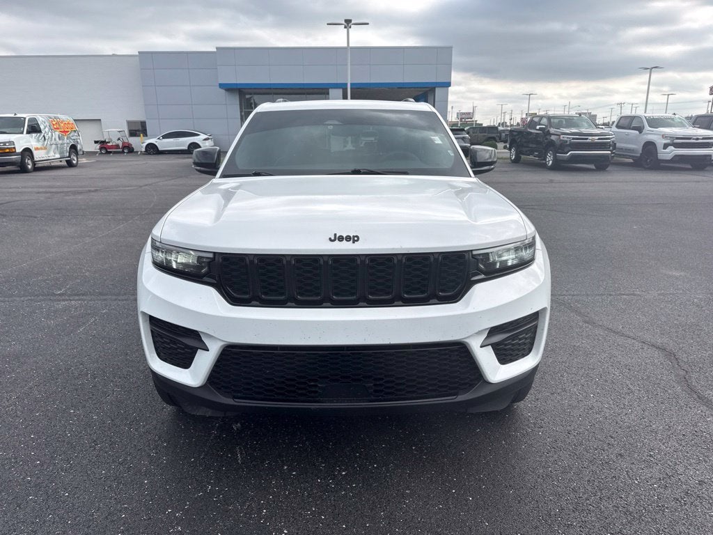 2023 Jeep Grand Cherokee Altitude 4x4