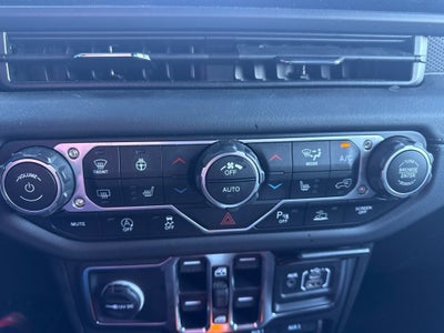 2025 Jeep Wrangler 4-Door Recon 4x4