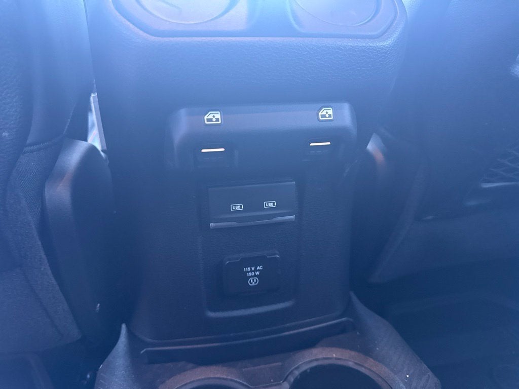 2025 Jeep Wrangler 4-Door Recon 4x4