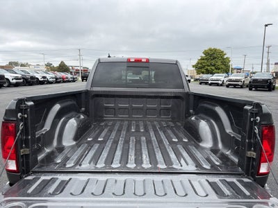 2017 RAM 1500 Big Horn Crew Cab 4x4 6'4" Box