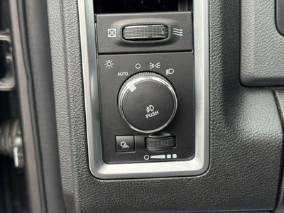 2017 RAM 1500 Big Horn Crew Cab 4x4 6'4" Box