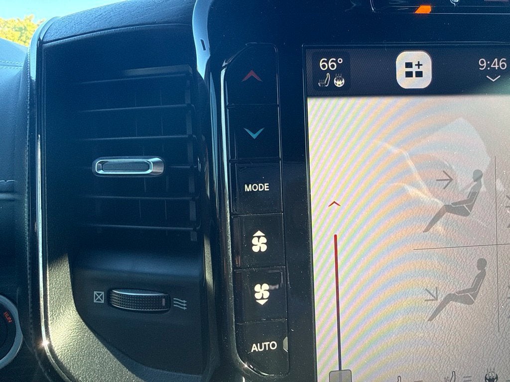 2023 RAM 1500 Limited Crew Cab 4x4 5'7" Box