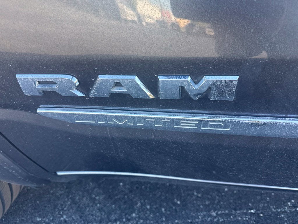 2023 RAM 1500 Limited Crew Cab 4x4 5'7" Box
