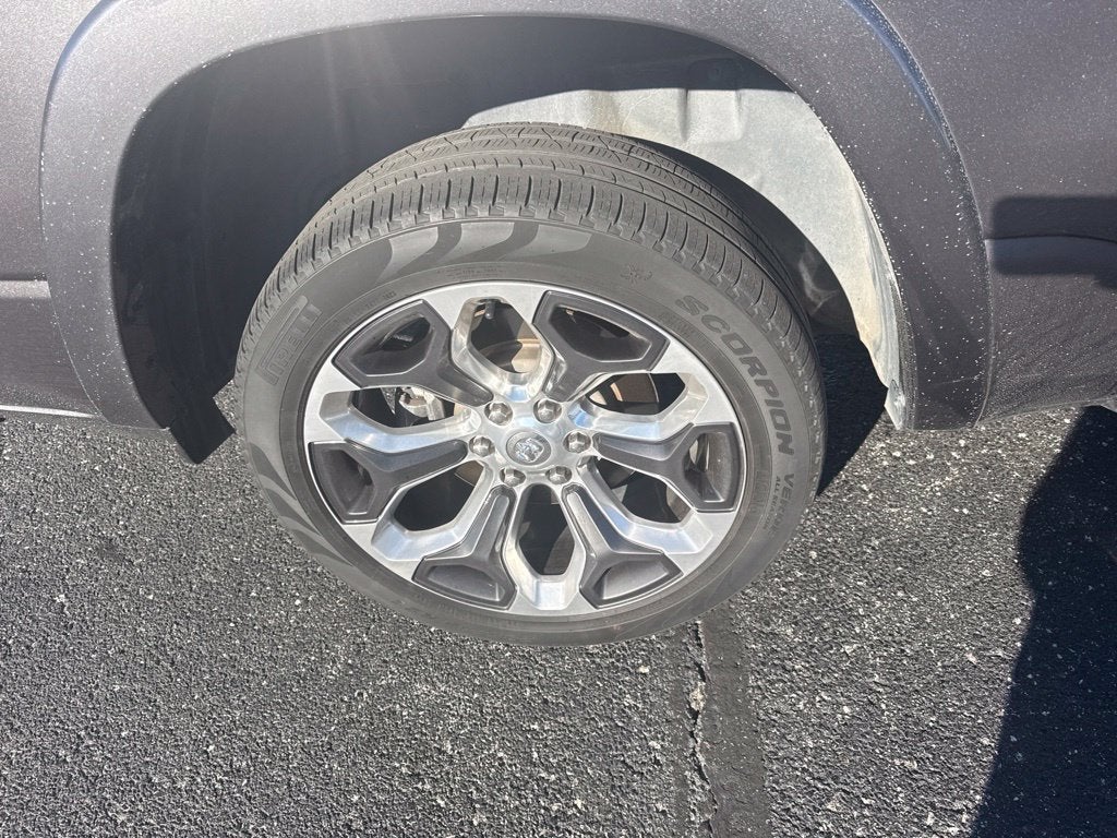 2023 RAM 1500 Limited Crew Cab 4x4 5'7" Box