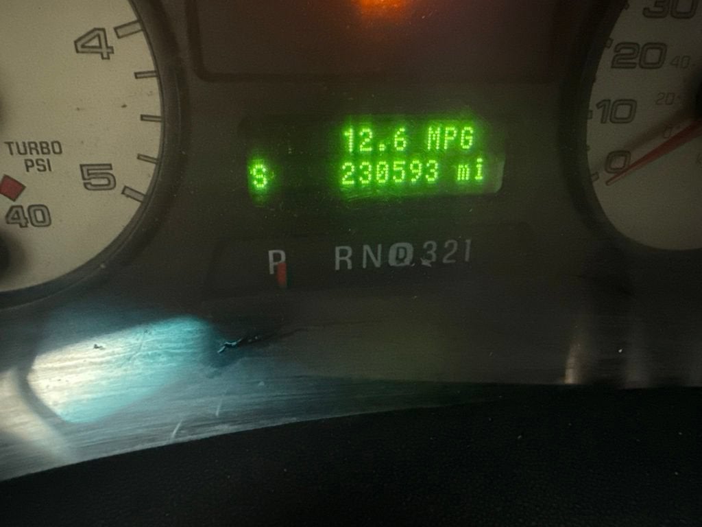 2006 Ford Super Duty F-350 SRW XL
