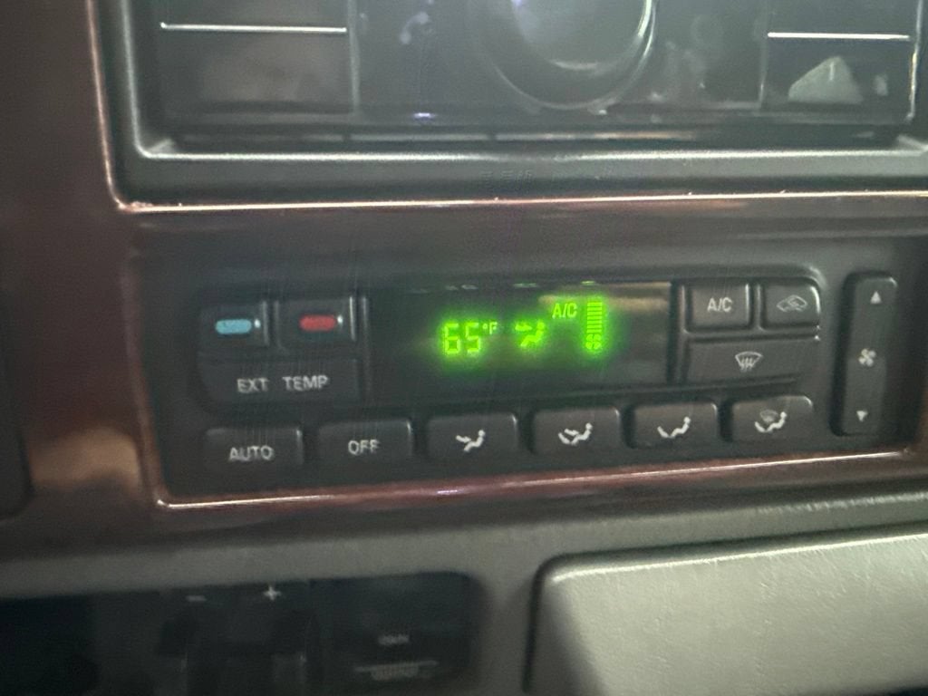 2006 Ford Super Duty F-350 SRW XL