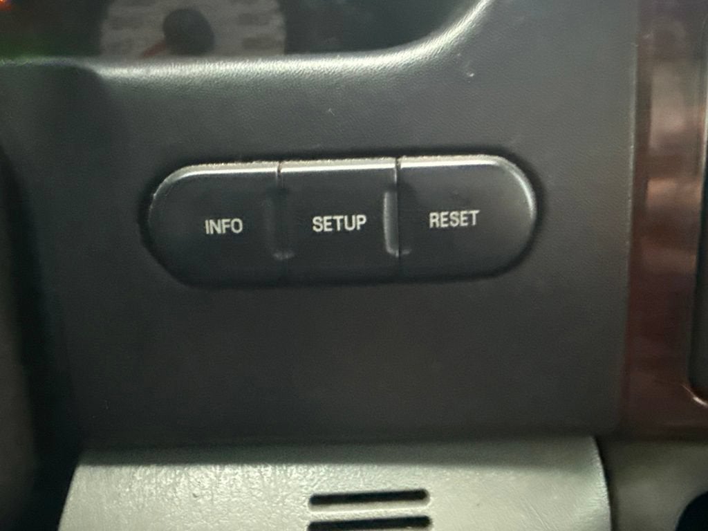 2006 Ford Super Duty F-350 SRW XL