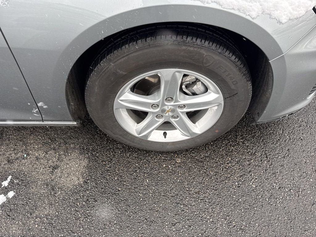 2025 Chevrolet Malibu LS