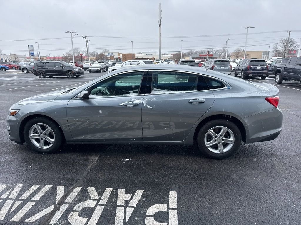 2025 Chevrolet Malibu LS