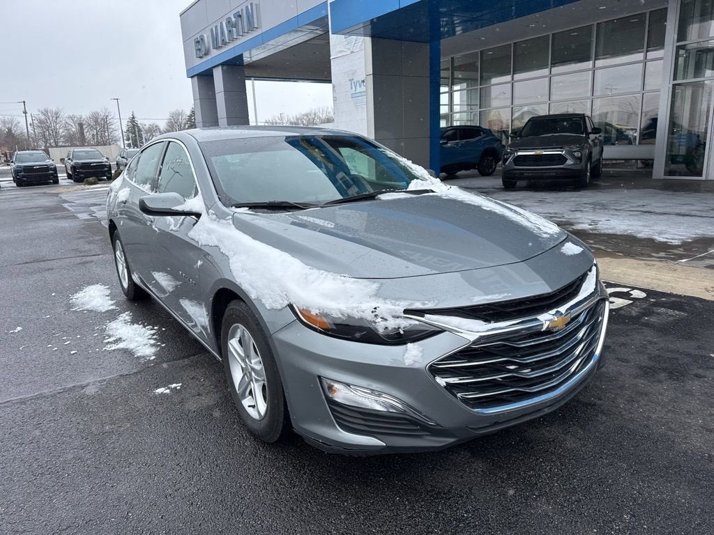 2025 Chevrolet Malibu LS