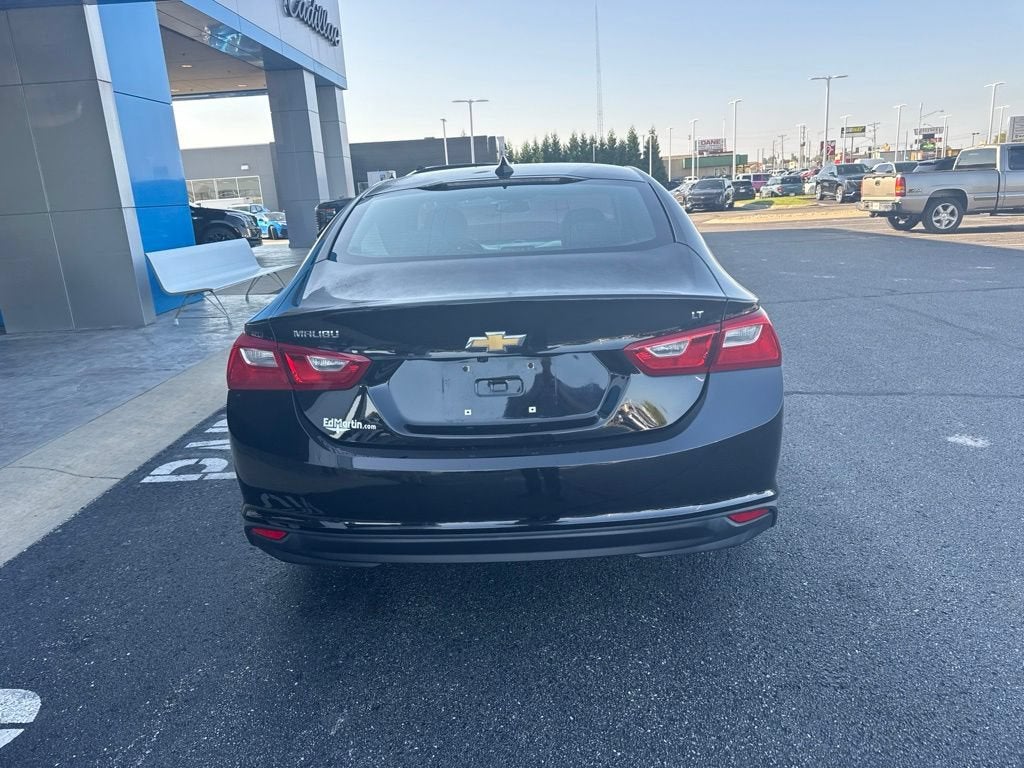 2017 Chevrolet Malibu LT