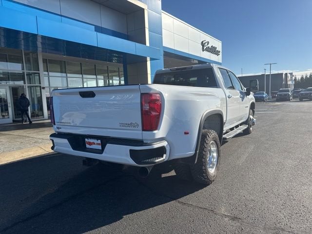 2022 Chevrolet Silverado 3500 HD High Country
