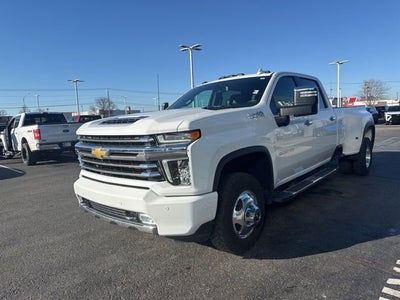 2022 Chevrolet Silverado 3500 HD High Country