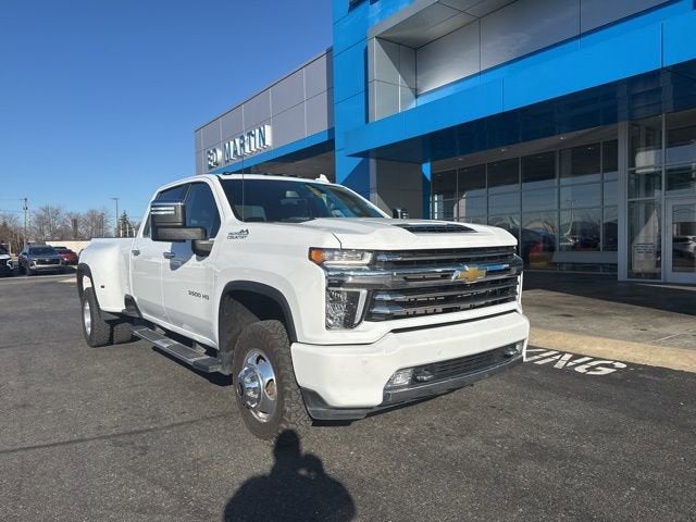 2022 Chevrolet Silverado 3500 HD High Country