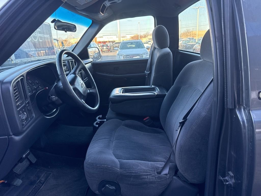 2002 Chevrolet Silverado 1500 LS