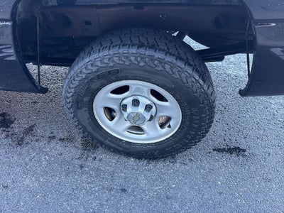 2003 Chevrolet Silverado 1500 Base