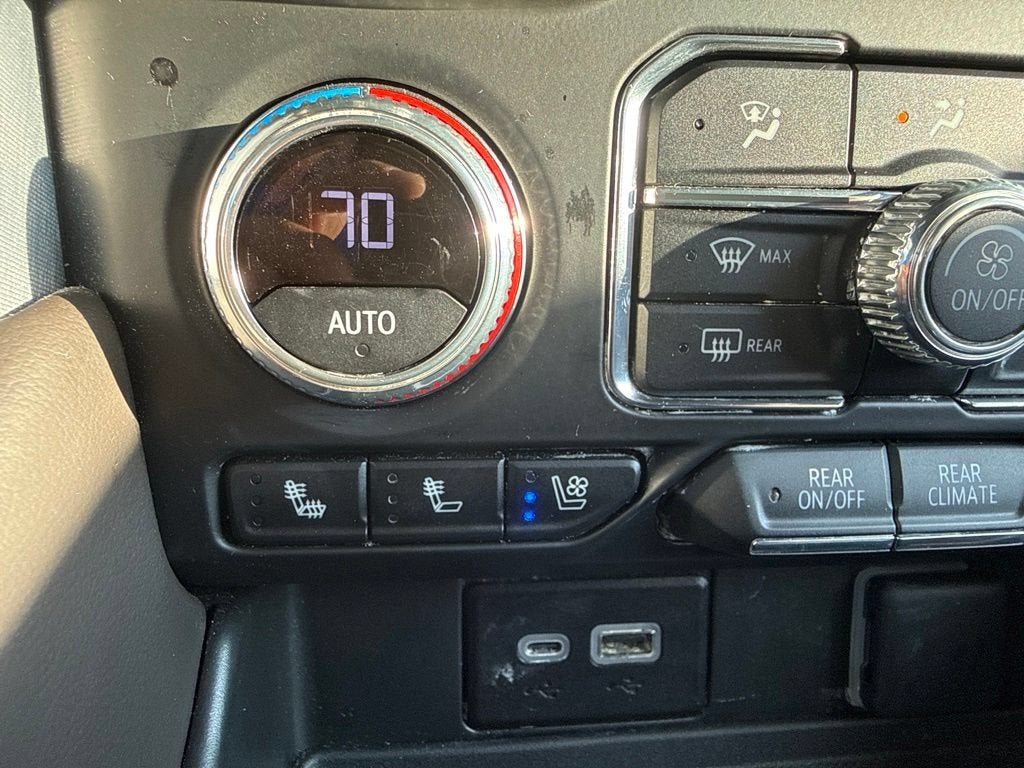 2023 GMC Yukon XL SLT