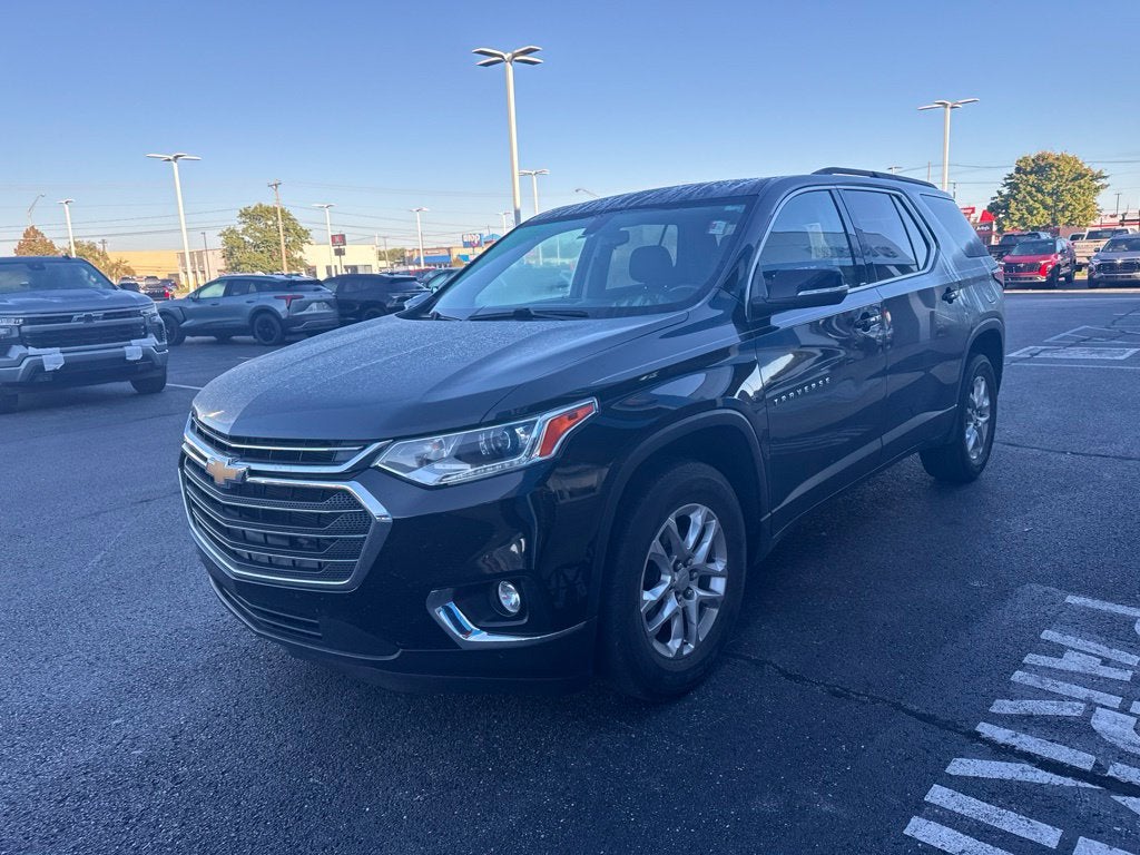 2021 Chevrolet Traverse LT Cloth