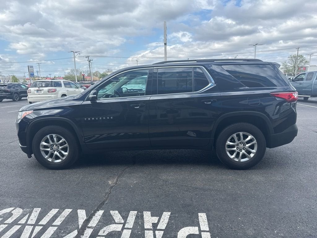 2020 Chevrolet Traverse LT Cloth