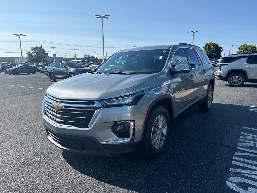 2023 Chevrolet Traverse LT Leather
