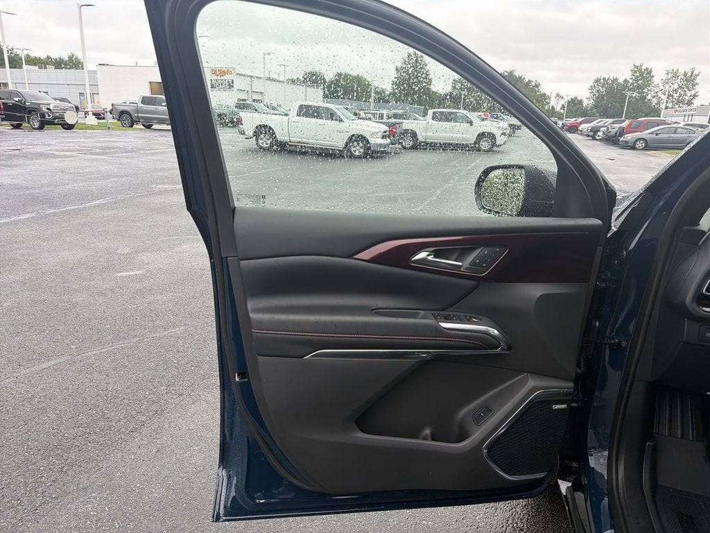 2027 Chevrolet Traverse RS