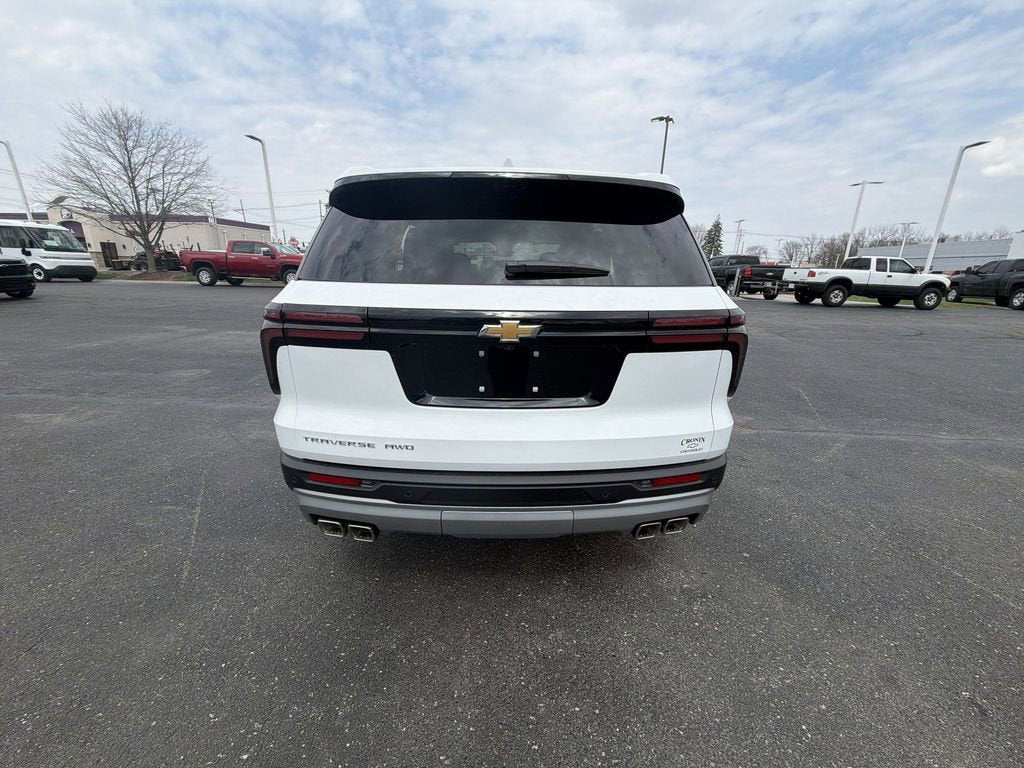 2026 Chevrolet Traverse LT