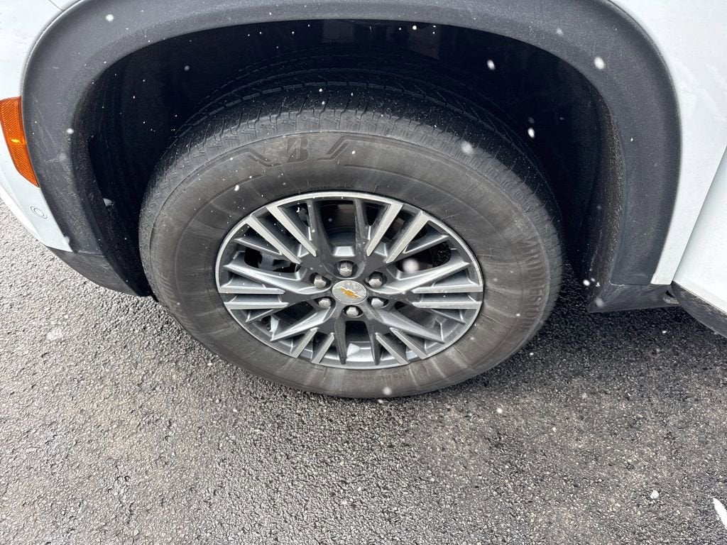 2024 Chevrolet Traverse LT