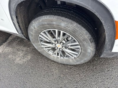 2024 Chevrolet Traverse LT