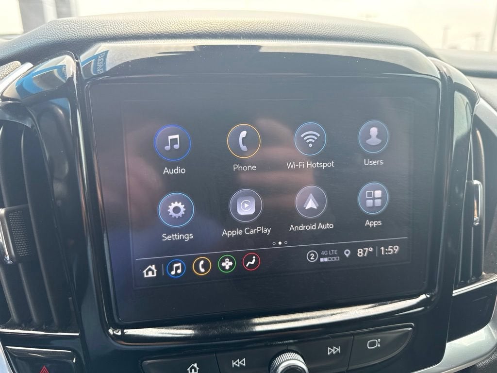 2022 Chevrolet Traverse LT Leather
