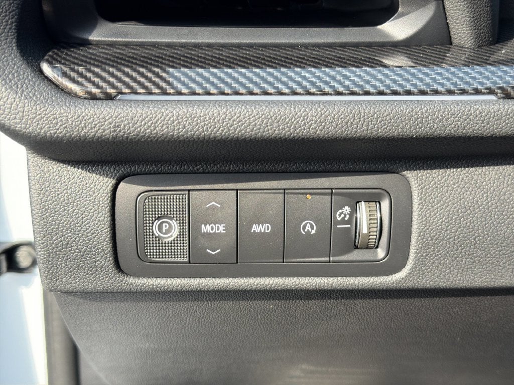2027 Chevrolet Traverse Z71 - Photo 27