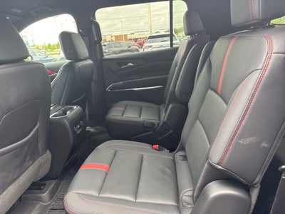 2025 Chevrolet Traverse RS