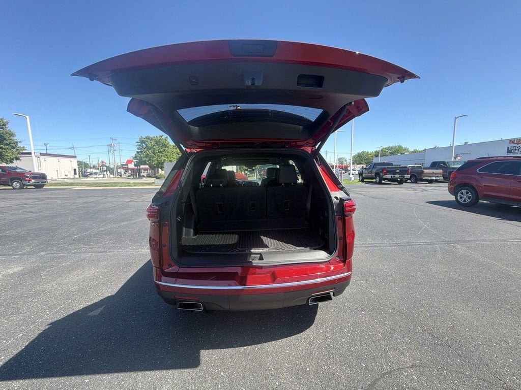 2023 Chevrolet Traverse High Country