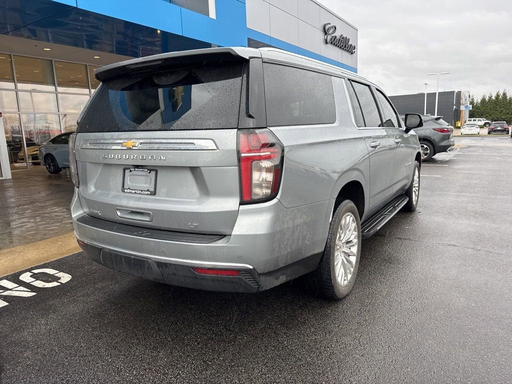 2024 Chevrolet Suburban LT
