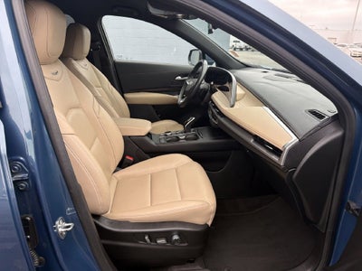 2025 Cadillac XT4 Premium Luxury