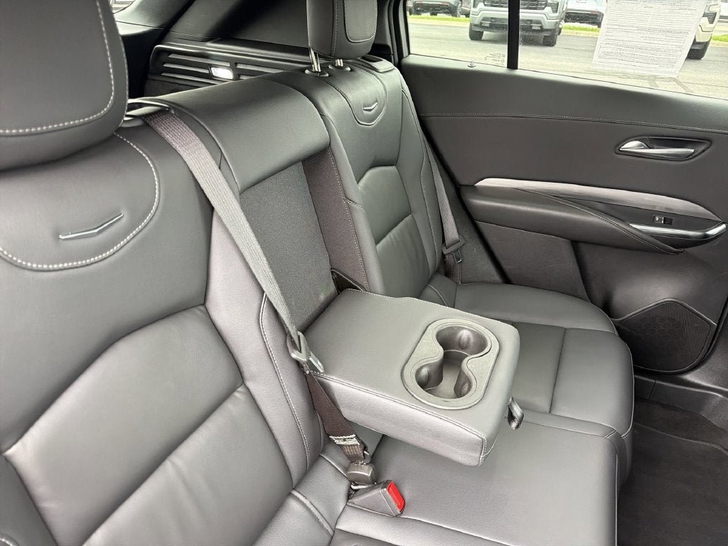 2025 Cadillac XT4 Premium Luxury
