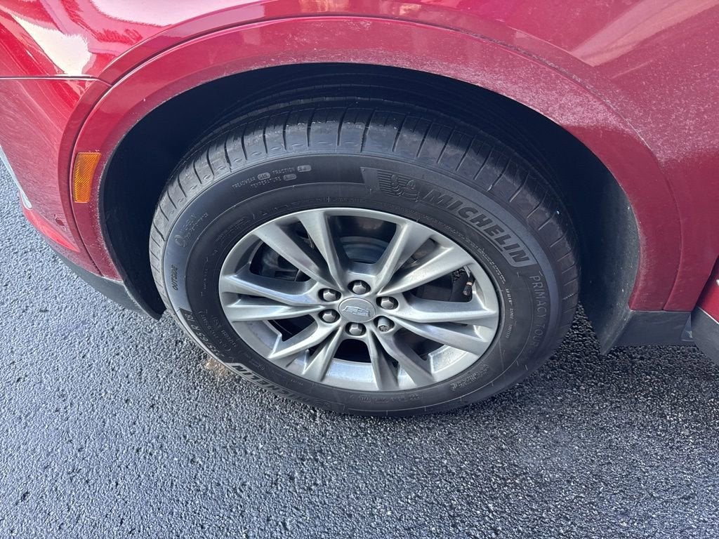 2022 Cadillac XT5 Premium Luxury