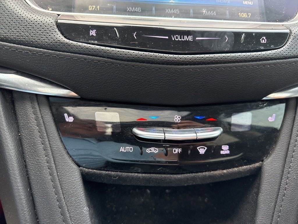 2019 Cadillac XT5 Luxury FWD