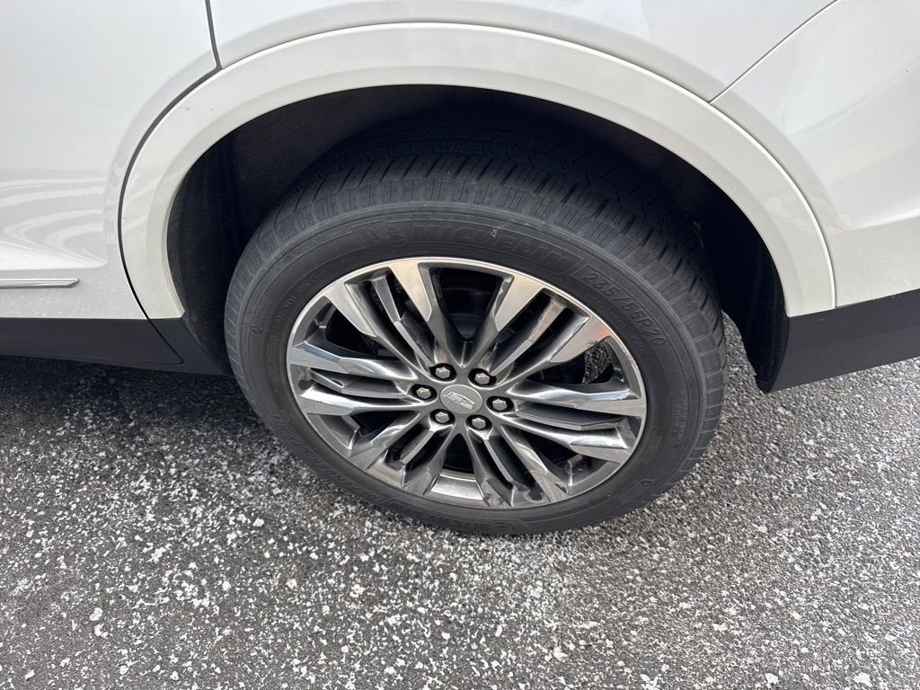 2019 Cadillac XT5 Luxury FWD