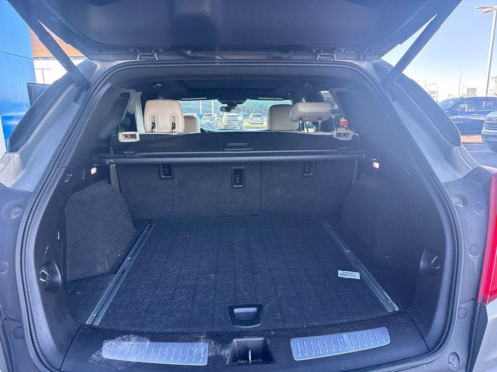 2018 Cadillac XT5 Luxury FWD