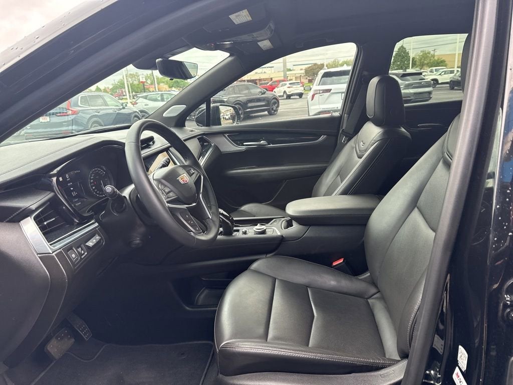 2025 Cadillac XT5 Premium Luxury