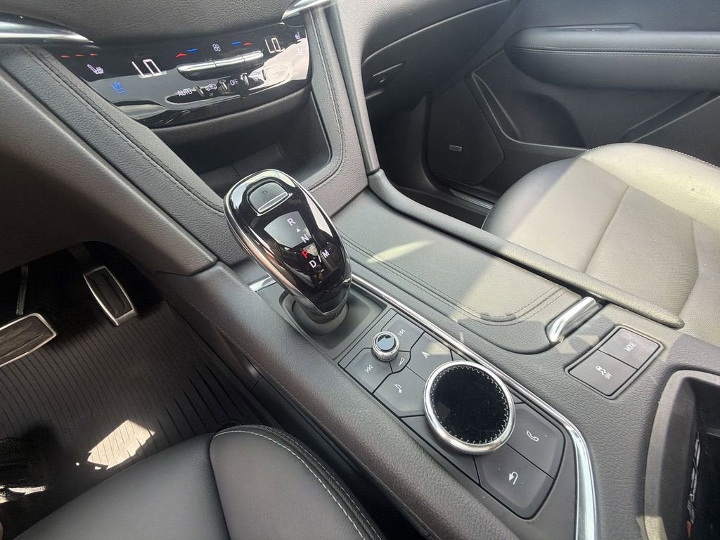 2023 Cadillac XT5 Sport