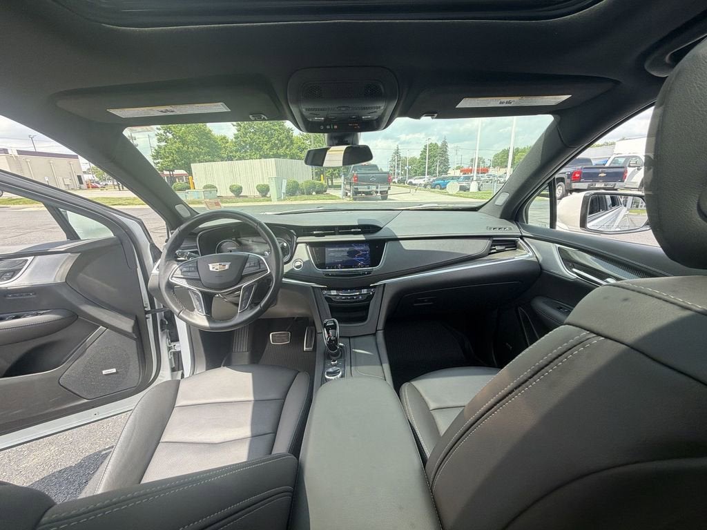 2023 Cadillac XT5 Sport
