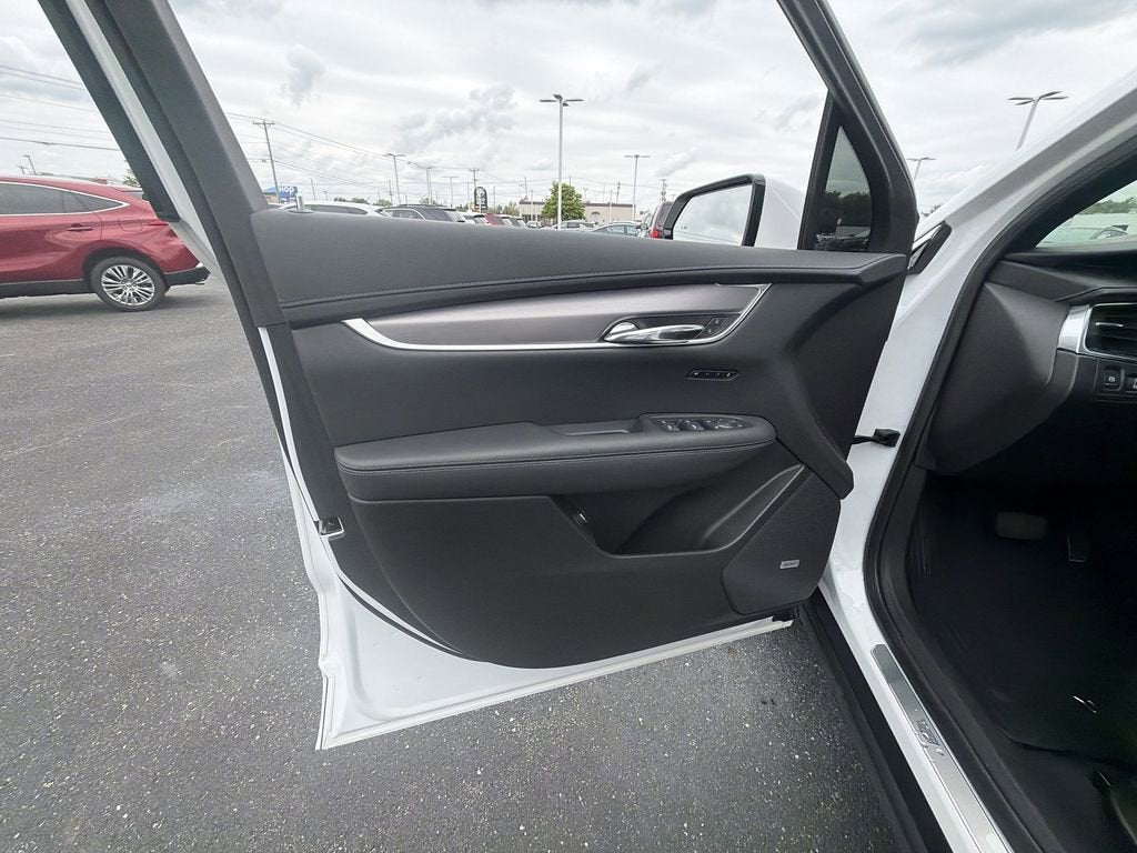 2023 Cadillac XT6 Luxury