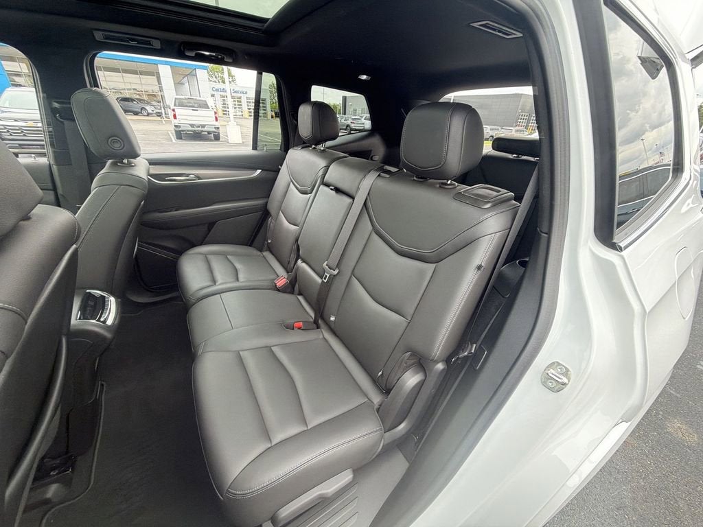 2023 Cadillac XT6 Luxury