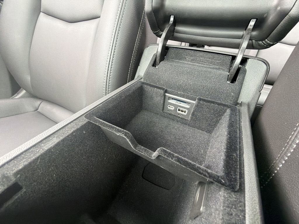 2023 Cadillac XT6 Luxury