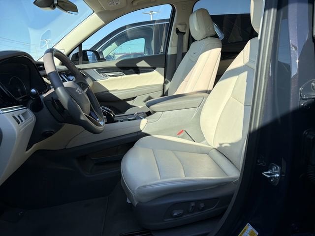 2025 Cadillac XT6 Premium Luxury