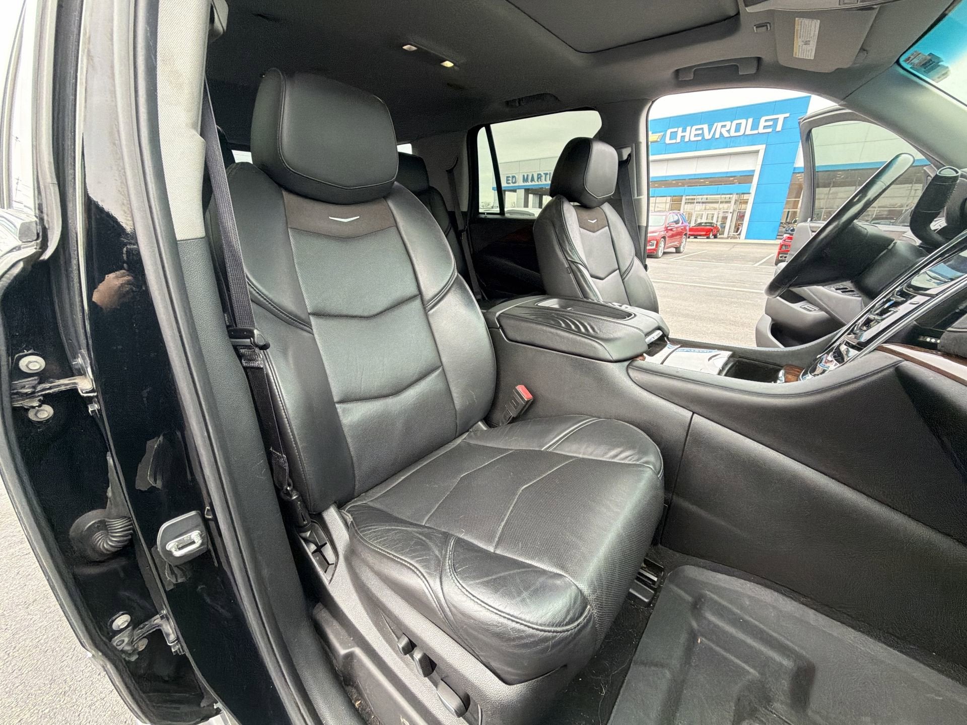 2016 Cadillac Escalade Luxury Collection