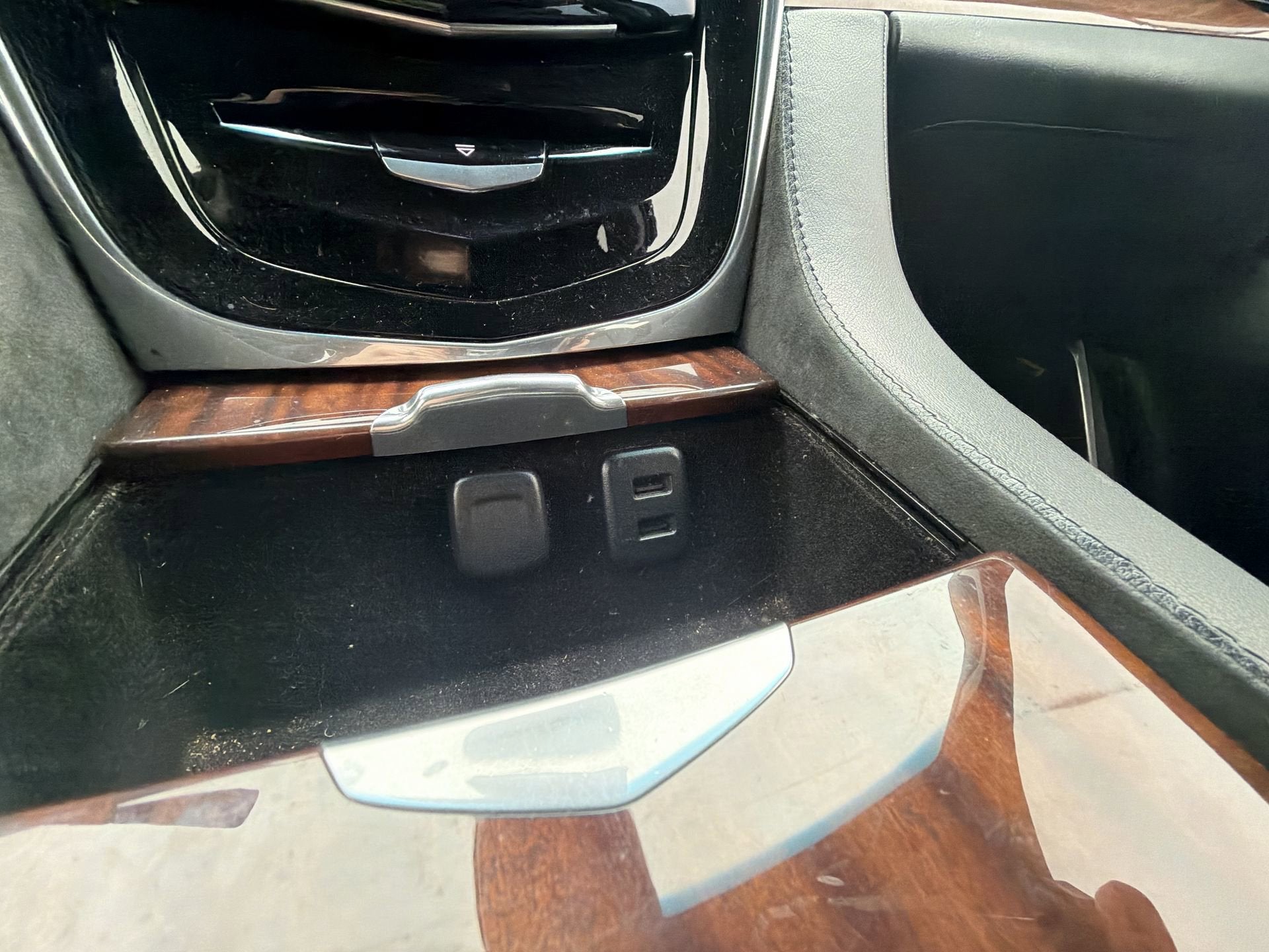 2016 Cadillac Escalade Luxury Collection