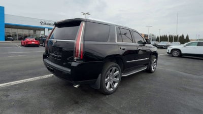 2016 Cadillac Escalade Luxury Collection