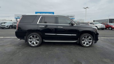 2016 Cadillac Escalade Luxury Collection